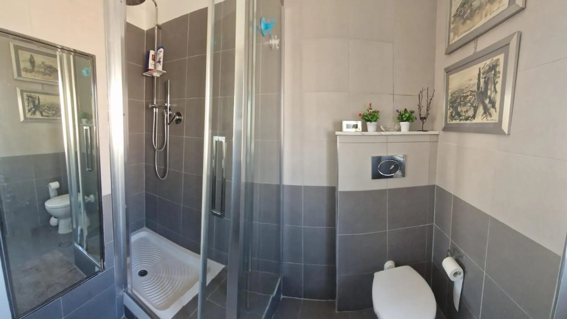 Apartment Appartamento Panoramico Su Roma Italy